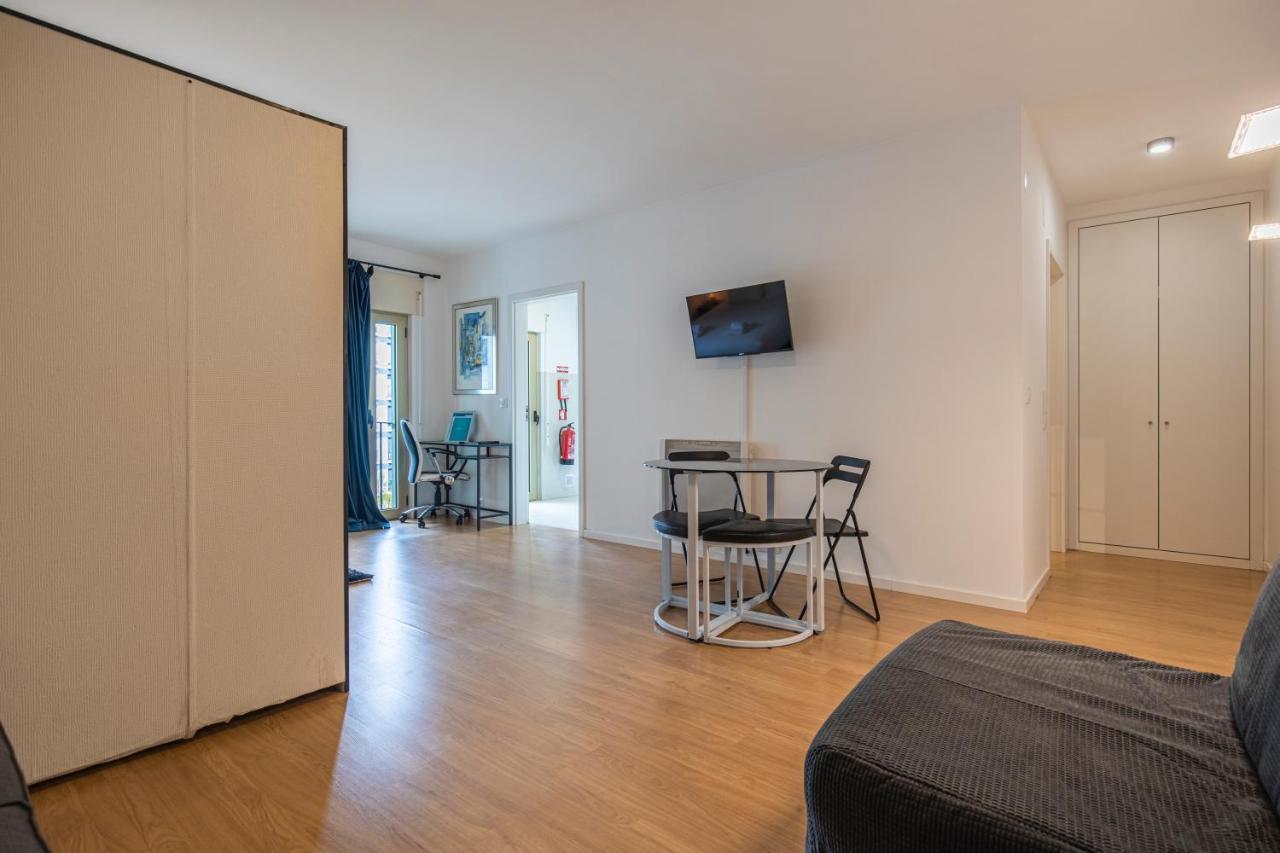 Bright & Comfy Flat In Lisbon By Lovelystay Экстерьер фото